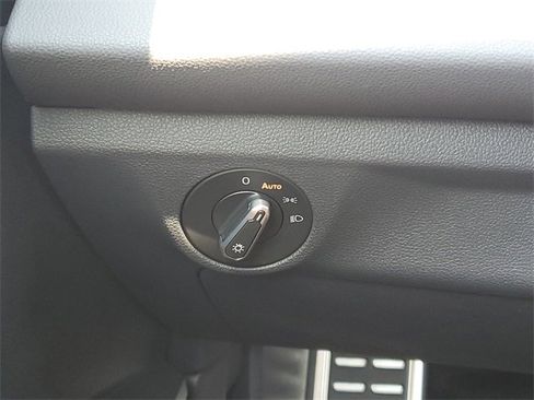 New 2025 Volkswagen Jetta Sport image 29