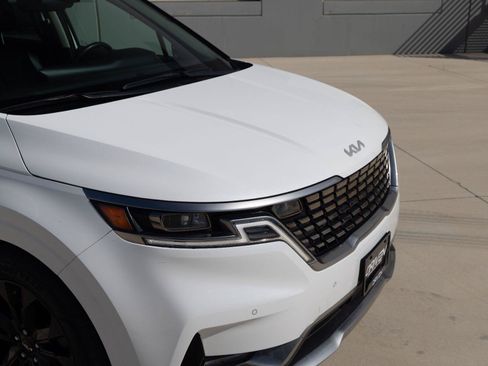 Used 2023 Kia Carnival SX Prestige FWD image 15