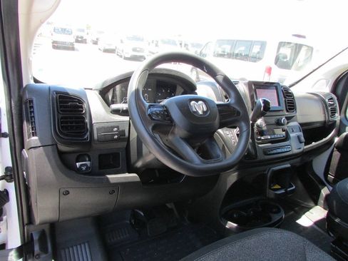 Used 2023 RAM ProMaster 2500 FWD image 11