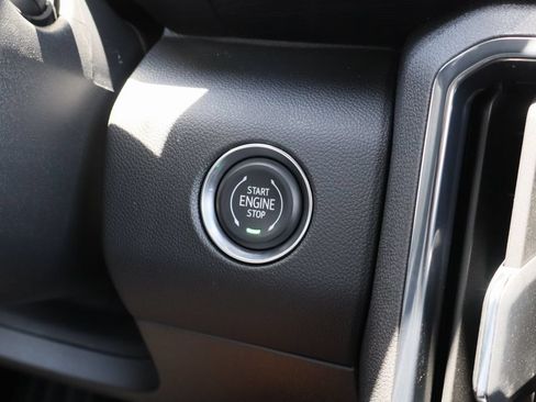 New 2026 GMC Acadia AT4 w/ Luxury Package AWD/4WD image 17