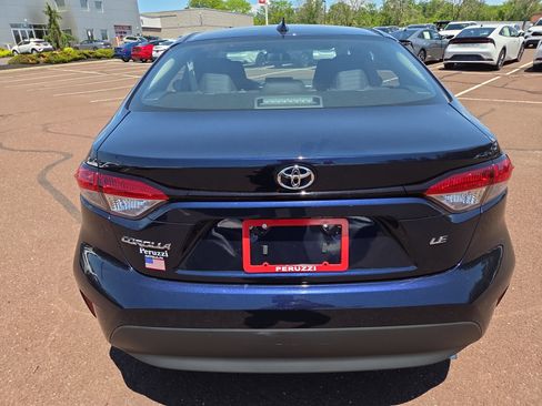 Certified 2025 Toyota Corolla LE w/ LE Premium Package FWD image 4