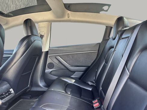 Used 2023 Tesla Model 3 Performance image 16