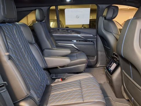 New 2026 Cadillac Escalade IQ Luxury 1 image 7