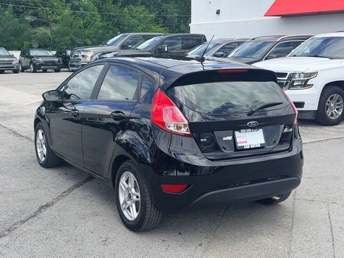 Used 2019 Ford Fiesta SE FWD image 4