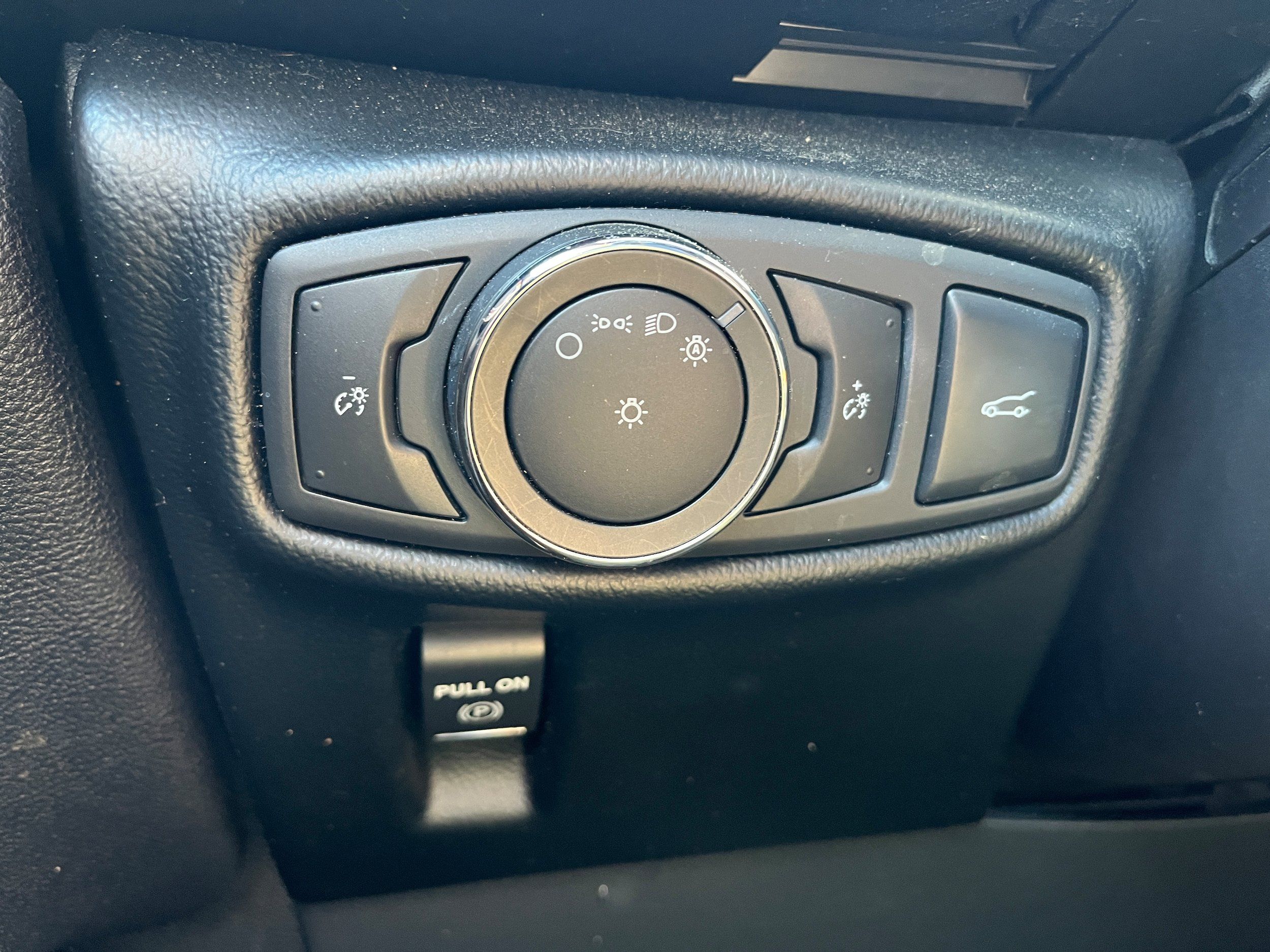 Used 2017 Lincoln MKX Reserve AWD/4WD image 17