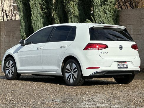 Used 2019 Volkswagen e-Golf SE w/ Driver Assistance Package image 6
