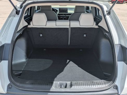 Used 2023 Honda HR-V LX image 12