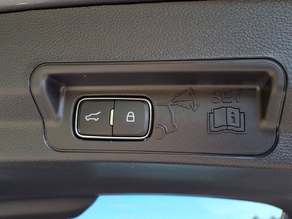 New 2027 Ford Explorer Active w/ Active Comfort Package AWD/4WD image 15