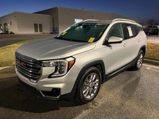 Used 2022 GMC Terrain SLT video 1