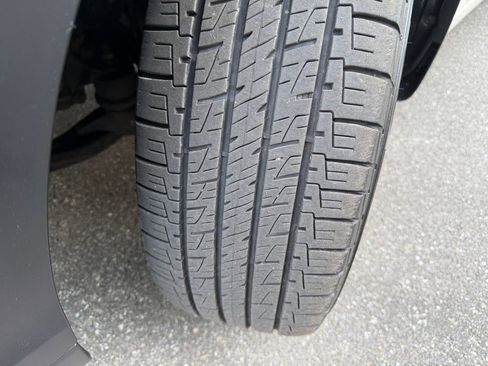 Used 2019 Toyota Highlander Limited Platinum image 40