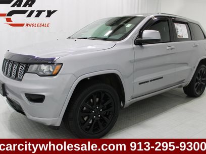Used 2019 Jeep Grand Cherokee Altitude