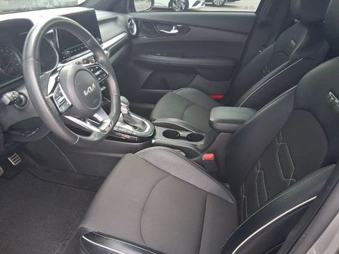 Used 2023 Kia Forte GT-Line FWD image 9