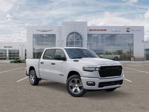 New 2026 RAM 1500 Express image 5