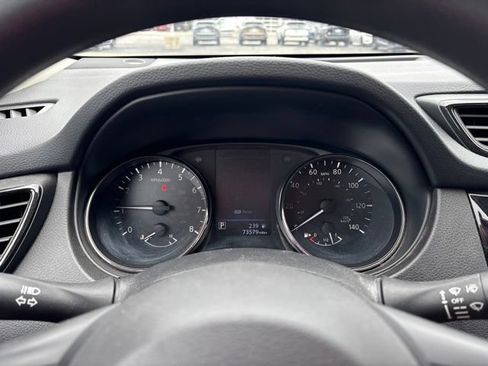 Certified 2018 Nissan Rogue S FWD image 7