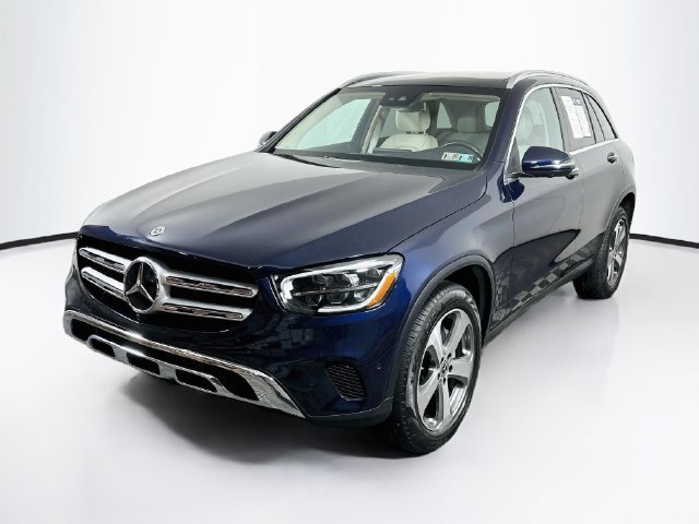 Used 2022 Mercedes-Benz GLC 300 4MATIC image 3