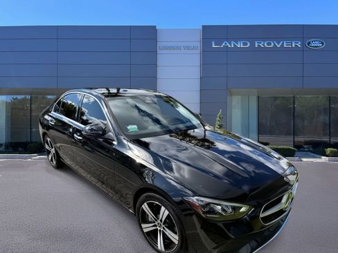 Used 2022 Mercedes-Benz C 300 Sedan image 4
