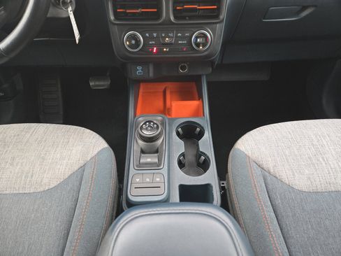 Certified 2022 Ford Maverick XLT w/ XLT Luxury Package image 21