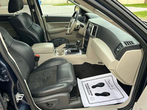 Used 2010 Jeep Grand Cherokee Limited w/ S Limited Group image 14