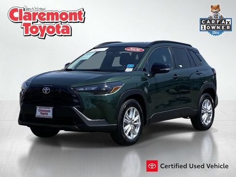 Certified 2026 Toyota Corolla Cross LE FWD image 1