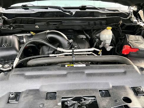 Used 2013 RAM 1500 Express image 9