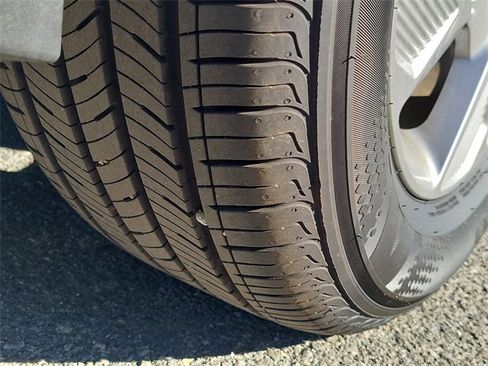 Used 2025 Hyundai Sonata SE image 24