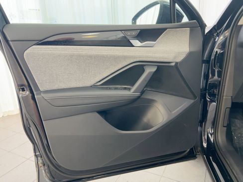 New 2026 Volkswagen Tiguan S image 21