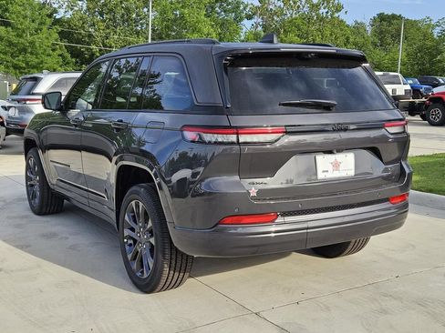 New 2026 Jeep Grand Cherokee Limited AWD/4WD image 3