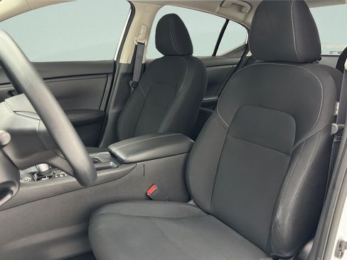Used 2024 Nissan Sentra S FWD image 13