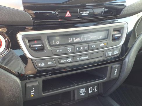 Used 2018 Honda Ridgeline RTL-E image 14