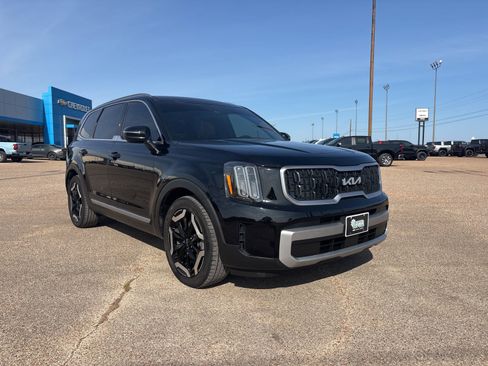Used 2023 Kia Telluride EX image 7