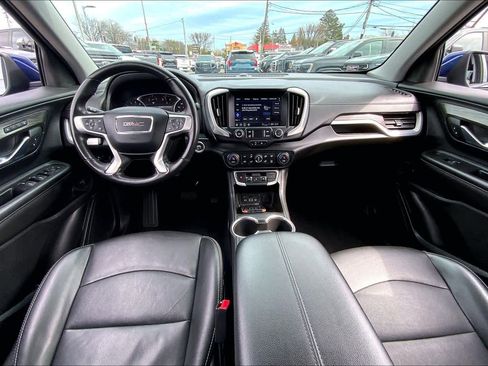 Used 2022 GMC Terrain SLT image 15