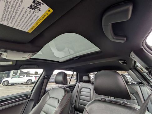 Used 2016 Volkswagen GTI SE w/ Lighting Package (SEL) image 27