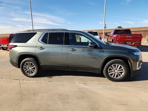 Used 2023 Chevrolet Traverse LT w/ LPO, Cargo Package image 5