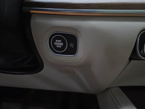 Used 2022 Mercedes-Benz GLE 450 4MATIC image 26
