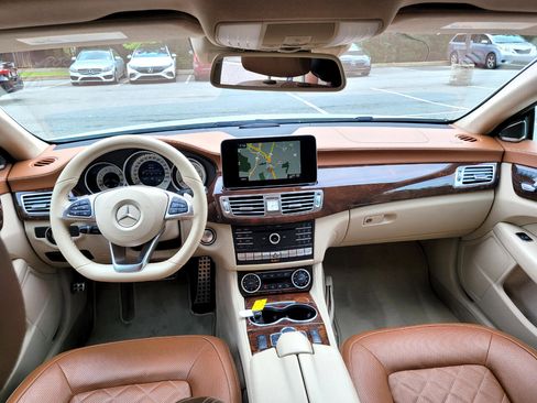 Used 2018 Mercedes-Benz CLS 550 CLS550 image 9