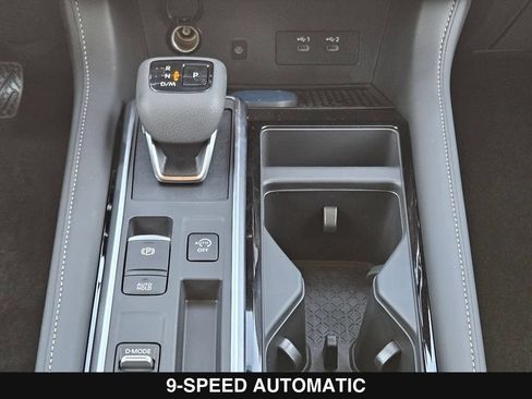 New 2026 Nissan Pathfinder SL FWD image 24
