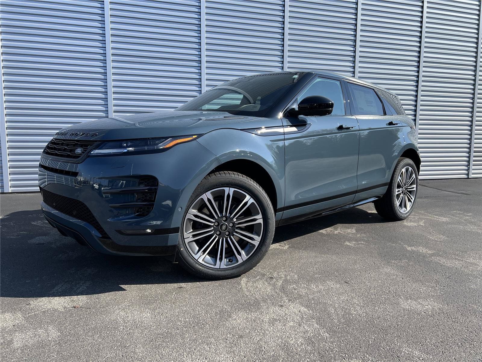 New 2026 Land Rover Range Rover Evoque Dynamic SE AWD/4WD image 1