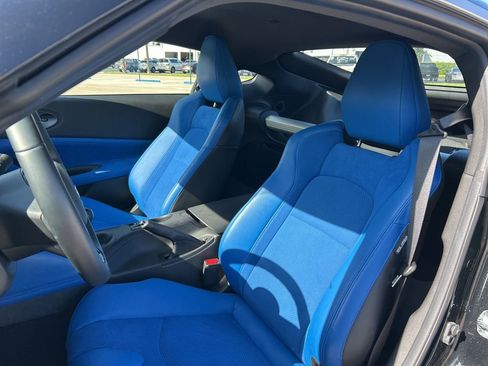 Used 2024 Nissan Z Performance w/ Floor Mat Package image 3