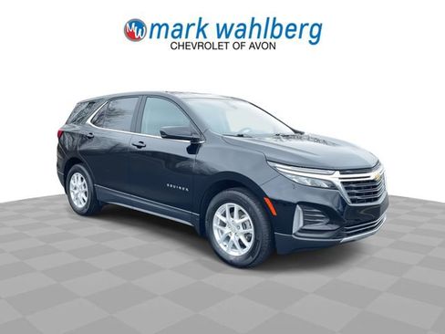 Certified 2024 Chevrolet Equinox LT w/ LPO, Floor Liner Package FWD image 3
