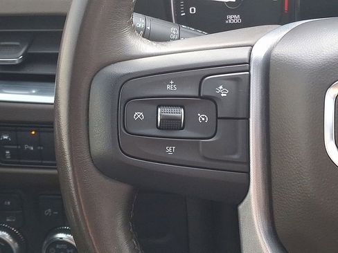 Used 2021 GMC Yukon SLT image 23