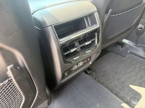 Used 2023 Jeep Grand Cherokee Limited w/ Black Appearance Package AWD/4WD image 24