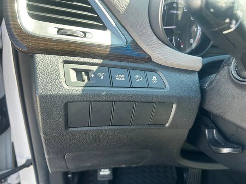 Used 2018 Hyundai Santa Fe Sport image 13