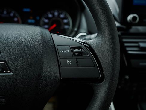 New 2025 Mitsubishi Eclipse Cross LE image 20