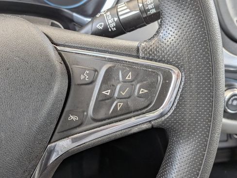 Certified 2020 Chevrolet Equinox LS FWD image 23