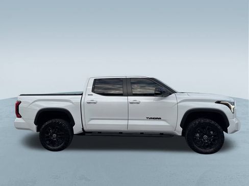 Used 2024 Toyota Tundra Limited image 9