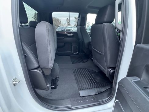 Used 2025 Chevrolet Silverado 2500 LT w/ Convenience Package image 36