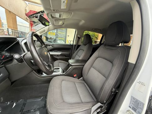 Used 2021 Chevrolet Colorado LT RWD image 17