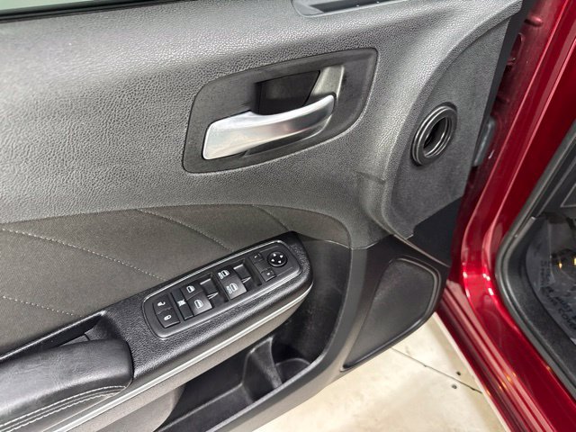 Used 2020 Dodge Charger SXT AWD/4WD image 10