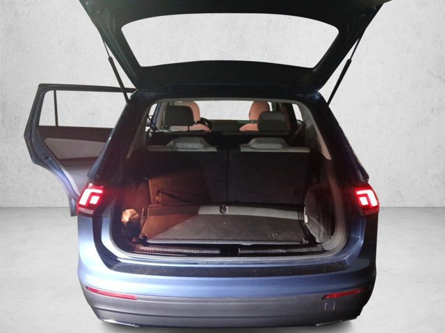 Used 2019 Volkswagen Tiguan SE FWD image 6