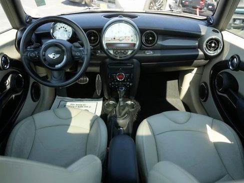Used 2012 MINI Cooper S image 17